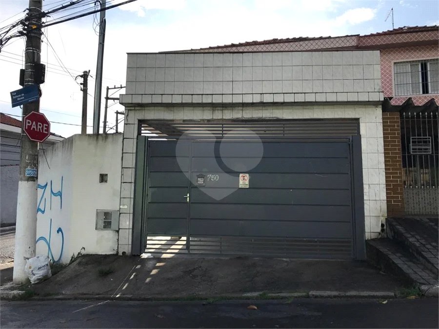 Sobrado à venda com 3 quartos em Vila Nivi, São Paulo, SP