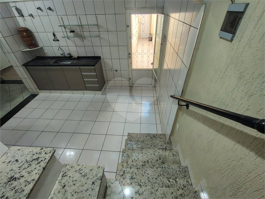 Casa ampla com 3 Quartos e 1 Suíte