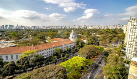Cobertura Itaim 260 m2 , 3 suítes e 2 vagas de garagem