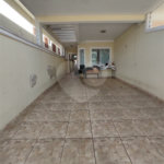 Sensacional sobrado c/ quintal e 3 dorms enormes com varanda! 12 min andando p/o metrô P Inglesa!