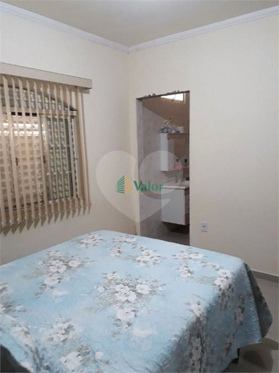 Casa á venda no cidade Aracy