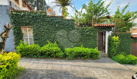 Sobrado à venda com 2 quartos, sendo 1 suíte, em Tremembé, São Paulo, SP