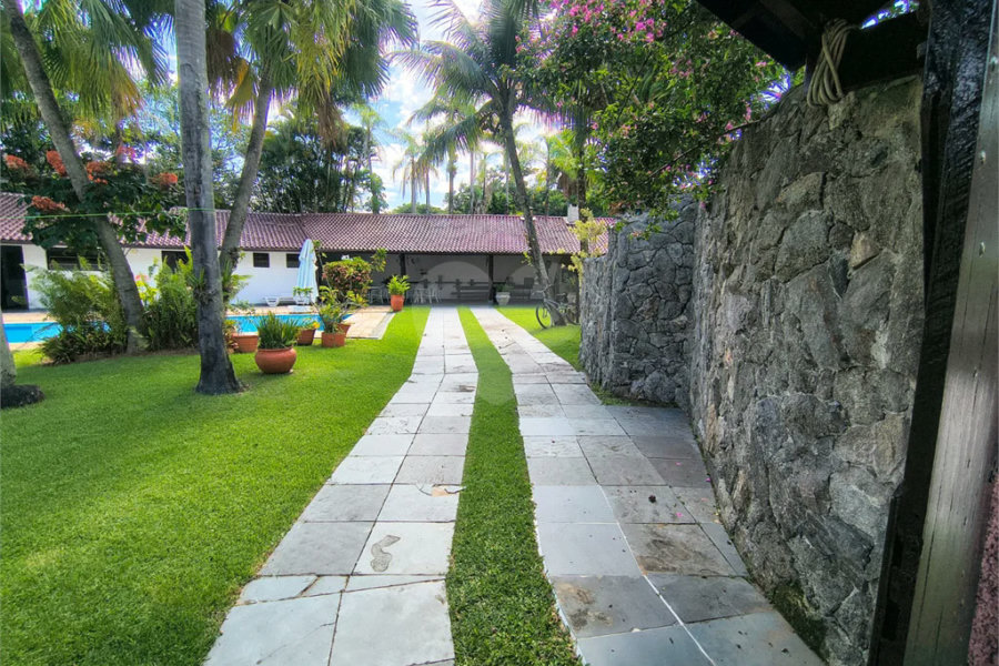 Casa à venda com 6 suítes em Costa do Sol, Bertioga, SP