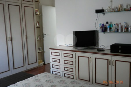 APARTAMENTO PRÓXIMO METRÔ SÃO JUDAS.