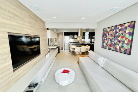 Apartamento venda / locação Vila Nova Conceição, 80m², andar alto, 1 suíte e 2 vagas