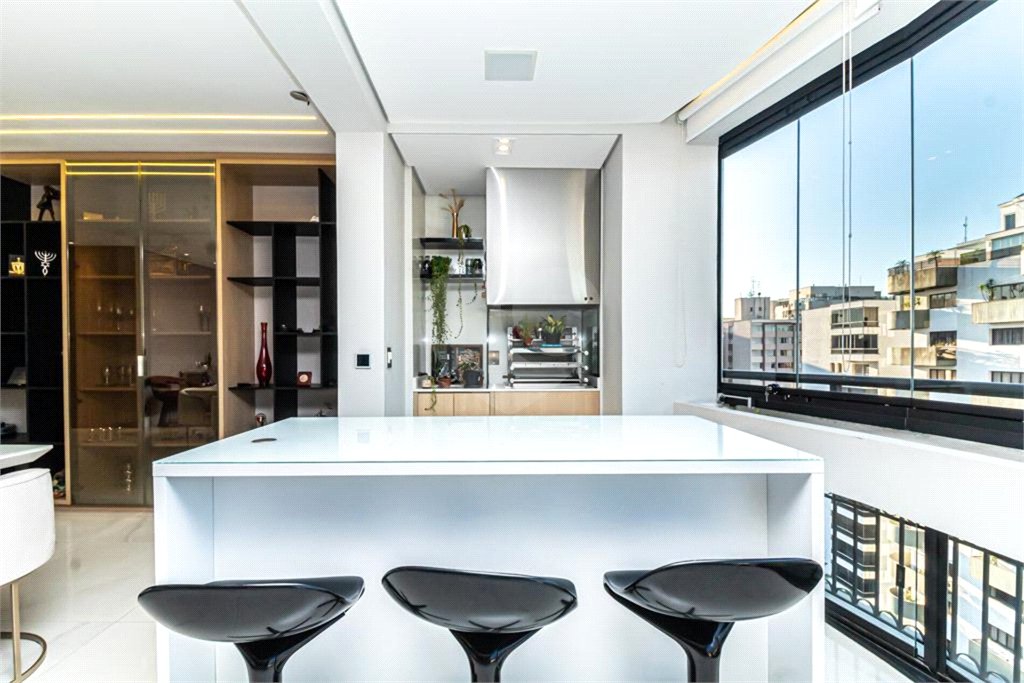 APARTAMENTO MOEMA 160M² 3 SUITES - E VAGAS