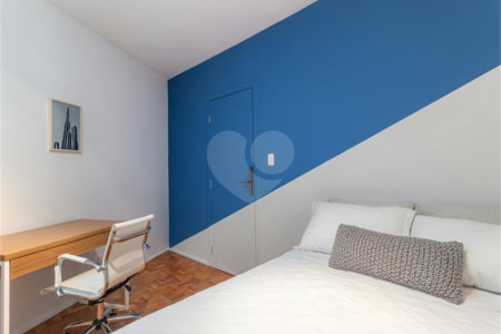Excelente oportunidade para reformar e ficar com o apartamento dos seus sonhos!