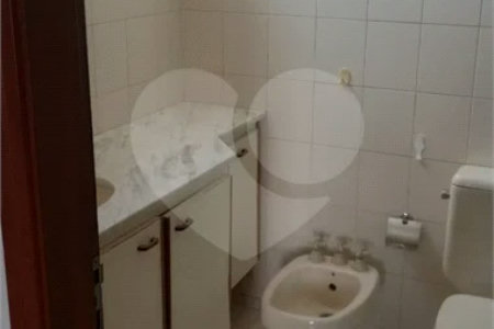 Sobrado amplo com 3 dormitorios e area de lazer a venda