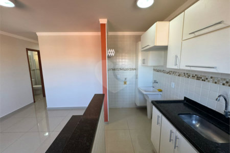 Apartamento á venda com 02 Dormitórios, em São Carlos.