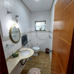Casa residencial com ponto comercial a venda no Centro