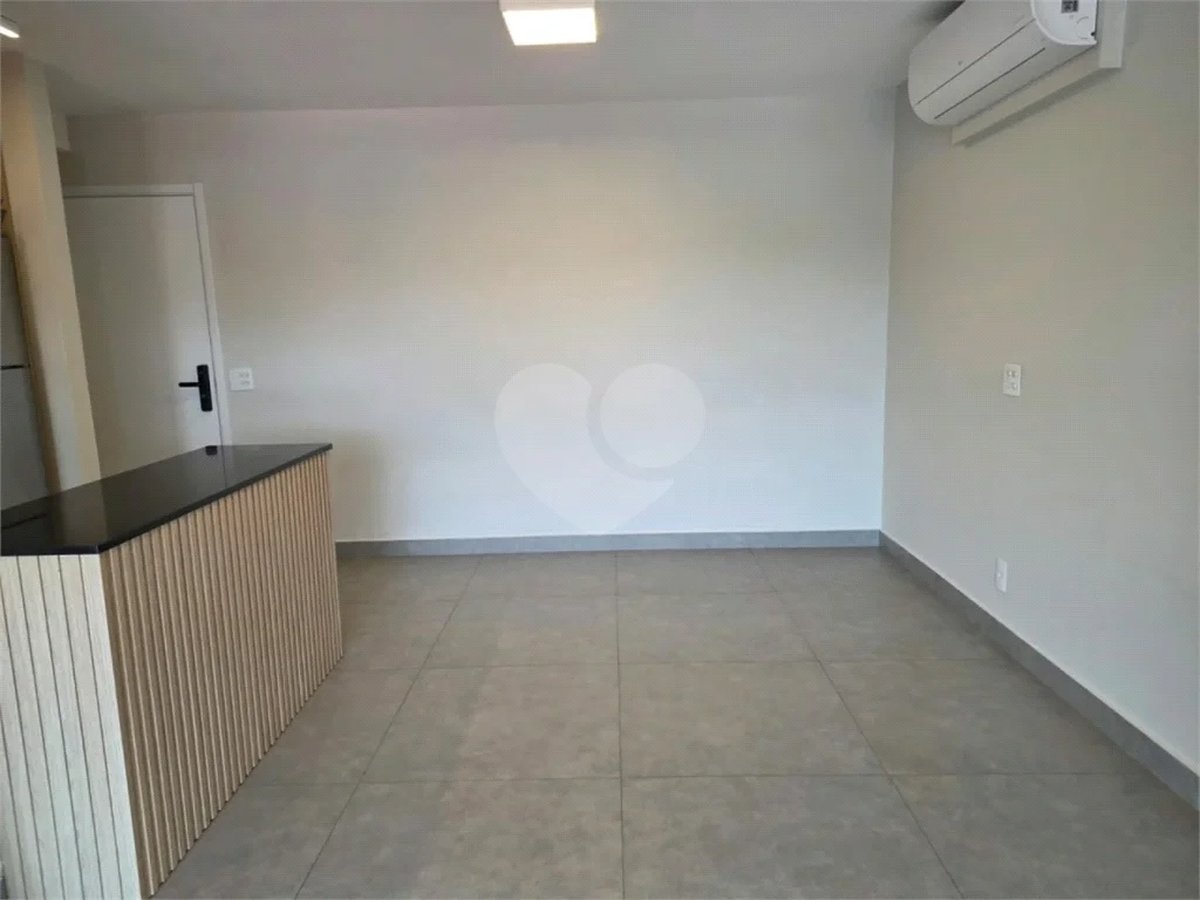 APARTAMENTO PRÓXIMO AO METRÕ SÃO JUDAS - 3 DORMITÓRIOS