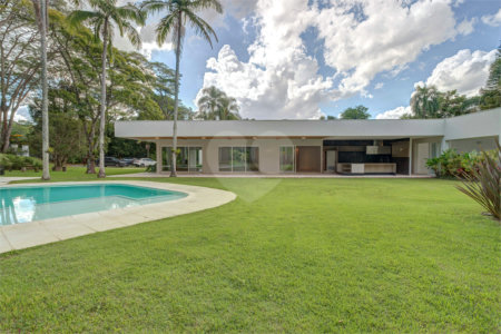Casa à venda ou para alugar com 4 suítes no condomínio Chácara Flora, São Paulo - SP