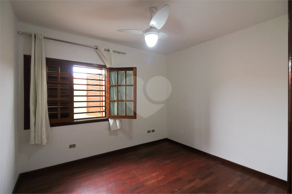 Casa térrea assobradada