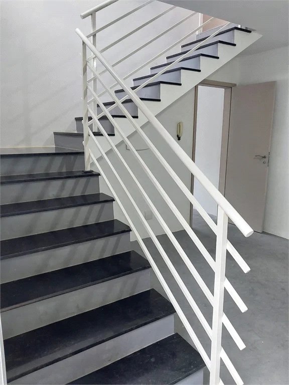 Casa à venda com 5 quartos, sendo 2 suítes, em Jardim Bonfiglioli, São Paulo, SP