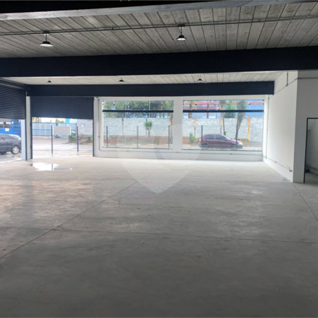 PRÉDIO / GALPÃO COMERCIAL À VENDA OU LOCAÇÃO Jardim Arapongas • Guarulhos/SP