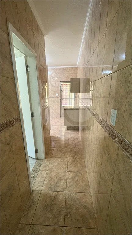 Sobrado na Vila Prudente com 161m², 2 dormitórios, 1 suíte e 2 vagas de garagem