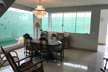 SOBRADO ALTO PADRÂO COND.PARQUE SABARA