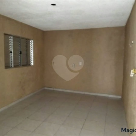 Galpão com 409m² , 10 vagas de garagem , 3 banheiros , 3 salas , à venda na Moóca.