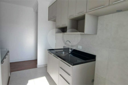 Apartamento á venda em Moema 75m² 2 Suítes 2 Vagas