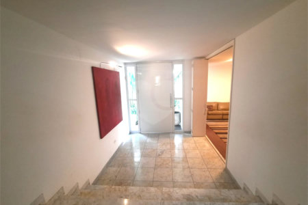 Casa para alugar com 4 quartos, sendo 2 suítes,  em Alto da Boa Vista, São Paulo, SP