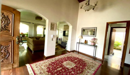 Casa à venda com 4 suítes no Centro, Embu das Artes, SP