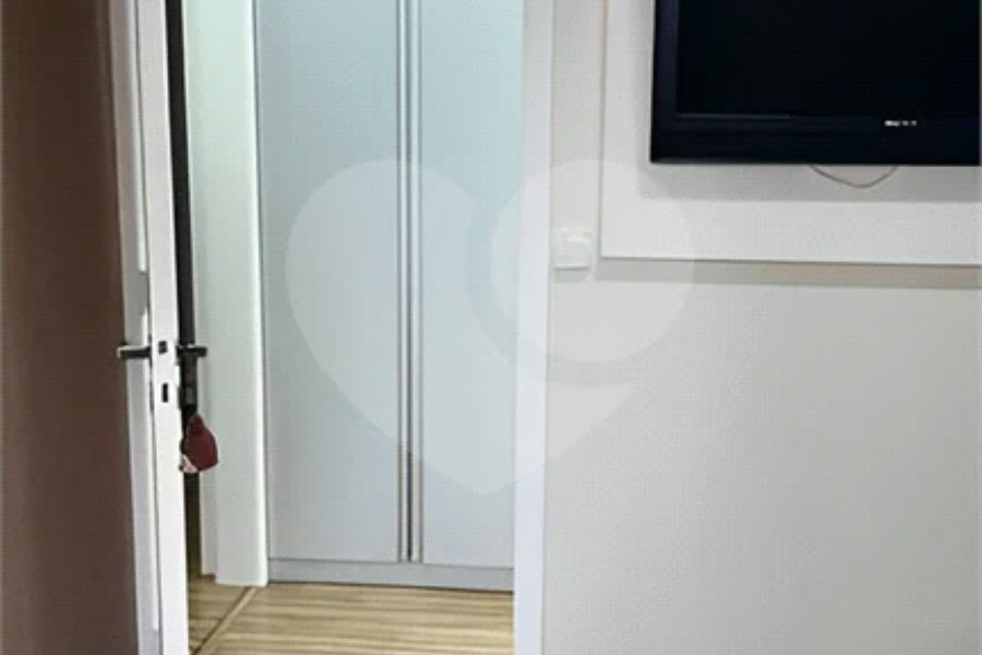 Apartamento à venda com 3 quartos, sendo 1 suíte, em Vila Regente Feijó, São Paulo, SP