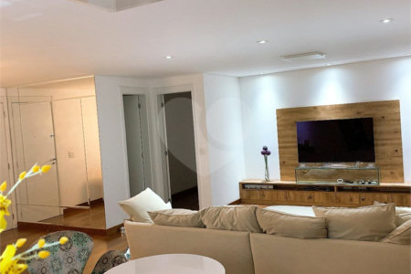 APARTAMENTO NA MOOCA 204 m² COM 4 SUITES E 4 VAGAS LAZER COMPLETO ACEITA PERMUTA