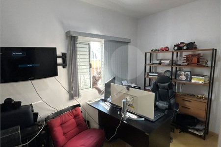 Sobrado venda no Alto da Mooca, com 266m2, 4 quartos, 3 salas, área gourmet e 2 vagas de garagem