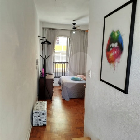 APARTAMENTO 33 M2 - PRÓXIMO METRÔ SÃO BENTO