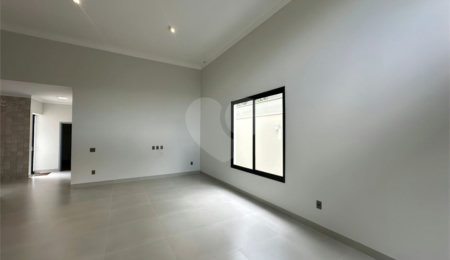 Casa à venda com 3 suítes no condomínio Parque Faber III, São Carlos - SP