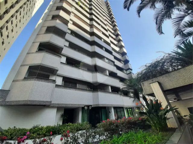 Apartamento à venda com 3 suítes em Tatuapé, São Paulo, SP