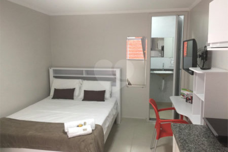 Casa Térrea à venda com 14 quartos em Vila Mascote, São Paulo, SP