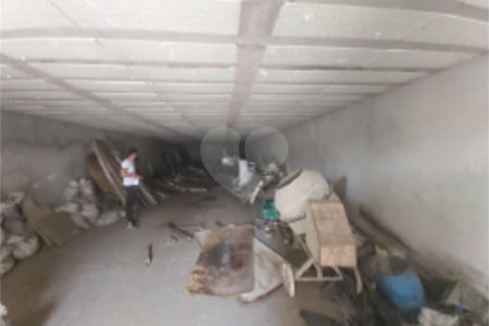 Casarão de 768 m2 para alugar, na Vila Monumento, finalidades comerciais diversas