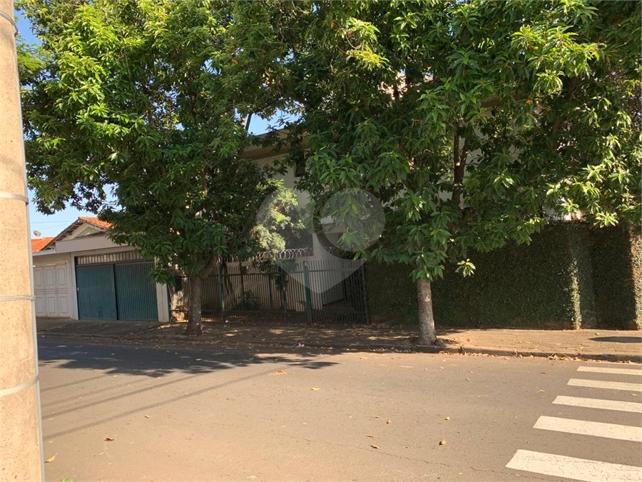 Casa Sobrado 3 dormitórios à venda Jd. Macarengo São Carlos