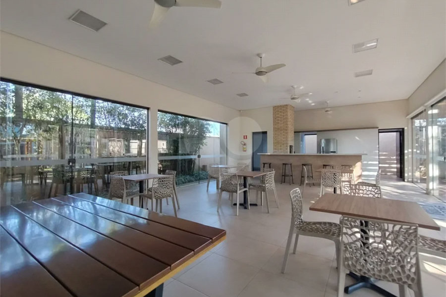 Casa em Condomínio à Venda em Piracicaba/SP.