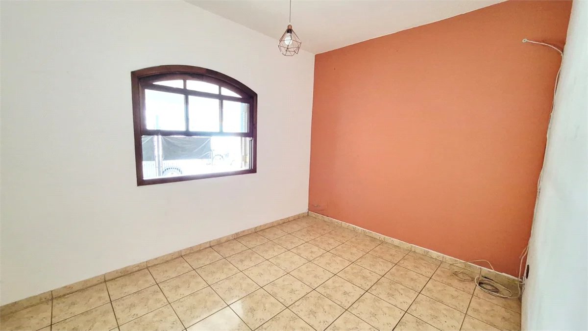 Casa à venda com 2 quartos em Jardim Rosa Maria, São Paulo, SP