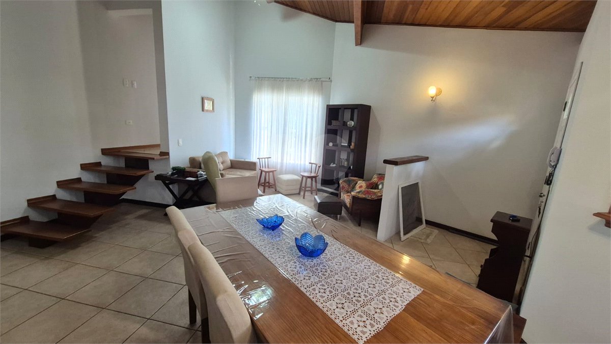 Casa mobiliada para locação no Condomínio Recanto Tranquilo (Palavra de Vida) – Atibaia/SP