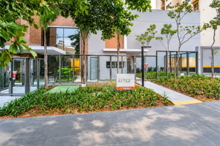 Apartamento de alto padrão com 108 m², 3 dormitórios, 1 suíte, varanda gourmet, planejados, lazer completo e próximo ao Metrô Alto do Ipiranga.