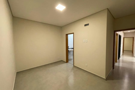 Casa à venda com 3 quartos, sendo 1 suíte, em Jardim Marambaia, Jundiaí - SP