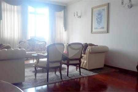 Lindo apartamento na principal via da Mooca