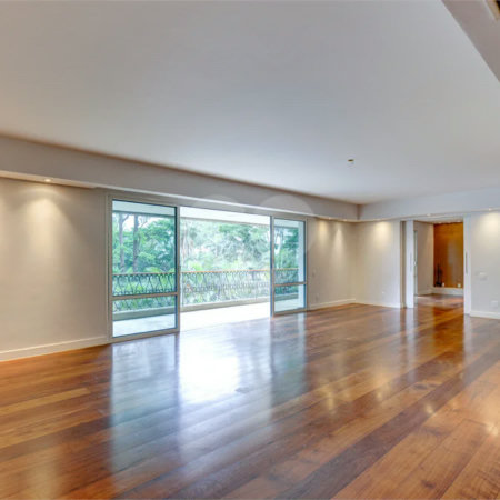 Apartamento no Alto da Boa Vista Condomíno com vasta área verde, lazer e segurança..