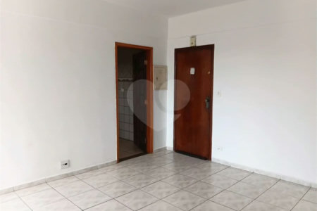 Apartamento à venda ou para alugar com 2 quartos, sendo 1 suíte,  no Centro, São Roque, SP