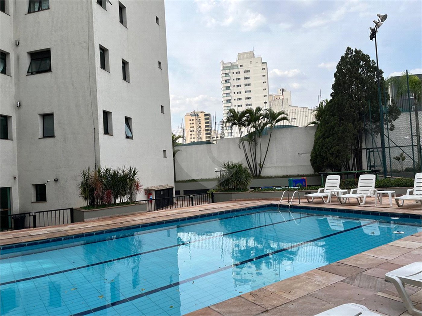 Apartamento à Venda 220m² Moema 4 Quartos