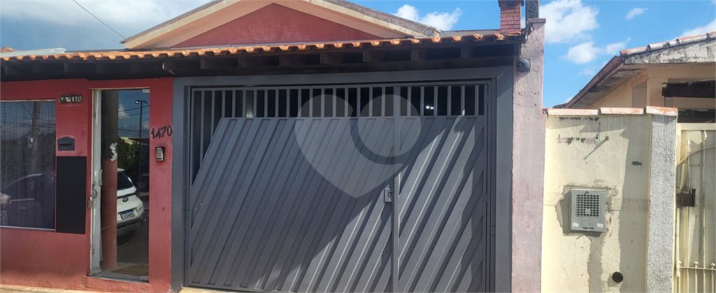 Casa a venda na rua Coronel Leopoldo Prado