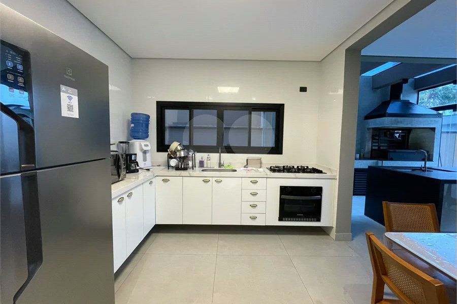 Casa à venda ou para alugar com 5 quartos, sendo 4 suítes,  em Morada da Praia, Bertioga, SP