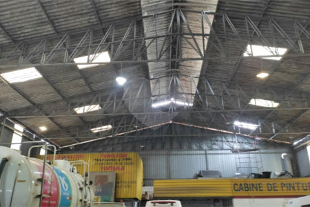 Galpão com 1000m² , 15 vagas , à venda em Itaquera.