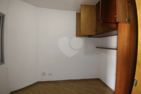 Apartamento com 1 dormitório 1 vaga na Bela Vista