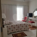 Casa à venda com 5 suítes no condomínio Ipe Velho, Vinhedo - SP