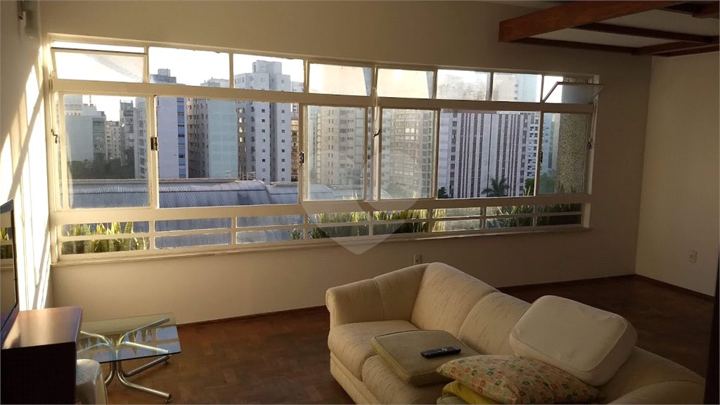 Apartamento para venda ou locação, 4 quartos (1 suíte), na Bela Vista, R Cincinato Braga