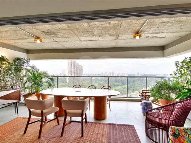 Apartamento à venda com 3 suítes em Jardim Marajoara, São Paulo, SP